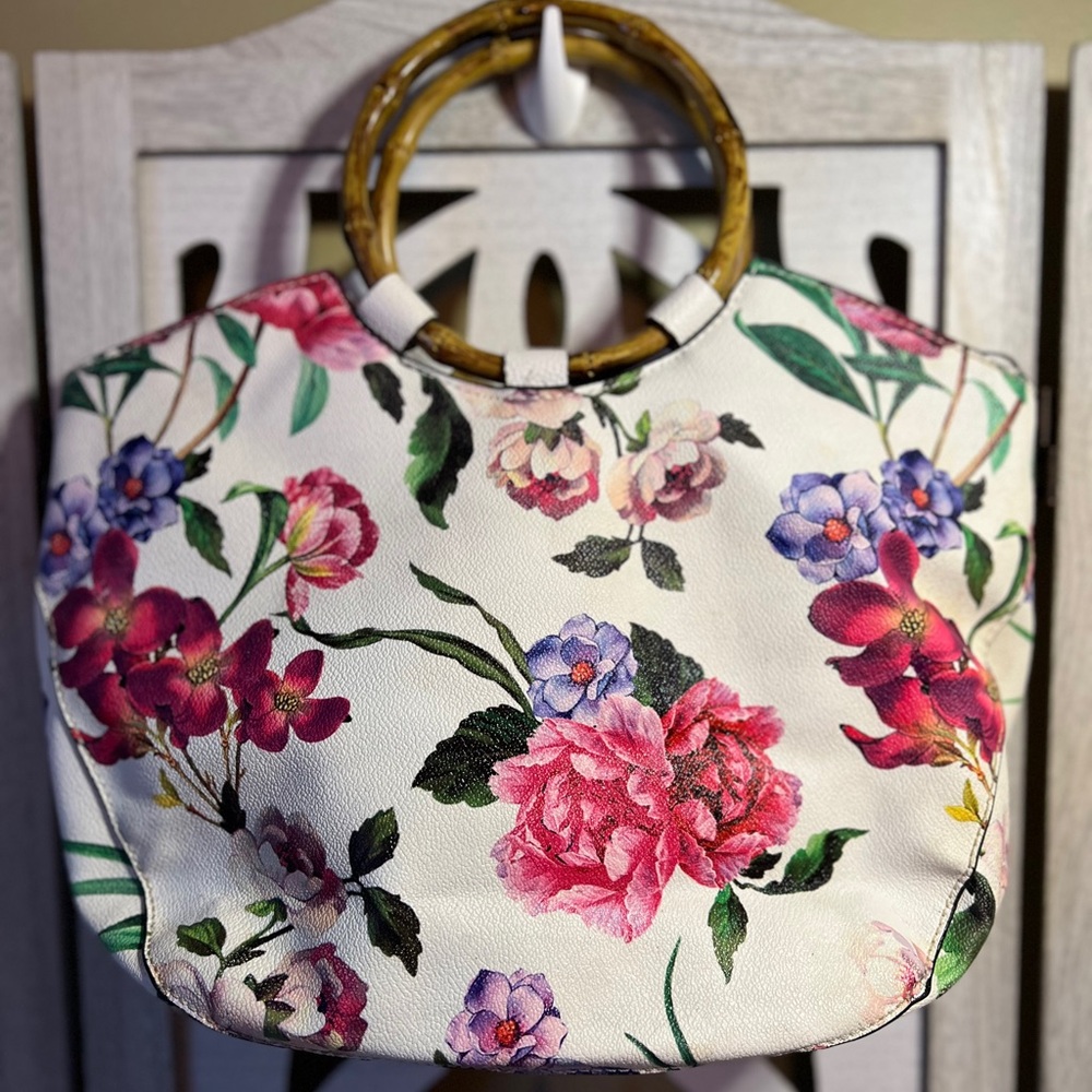 🪷 Floral Handbag with Bamboo Handles